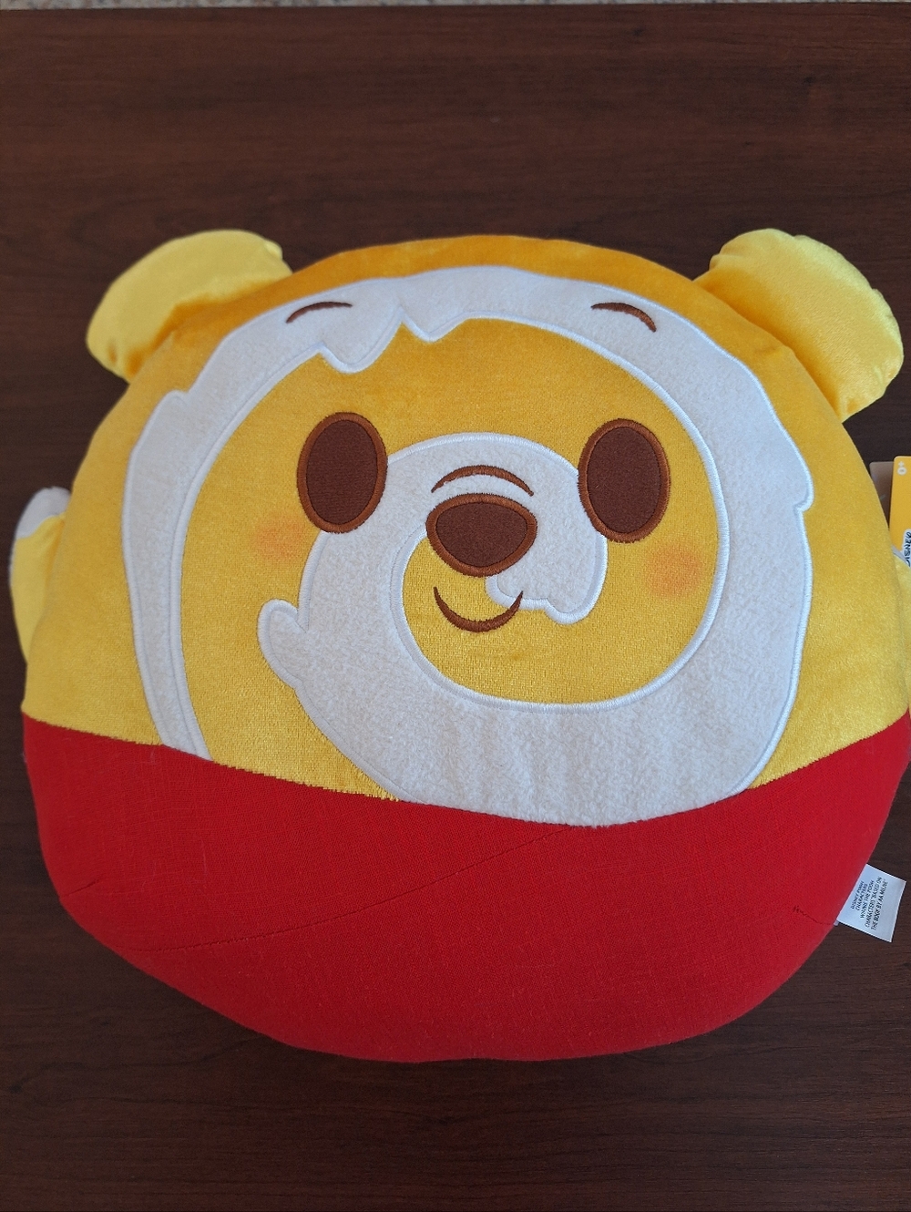 NWT Disney Munchlings Honey Cake Winnie the Pooh Scented 14" Baked Treats